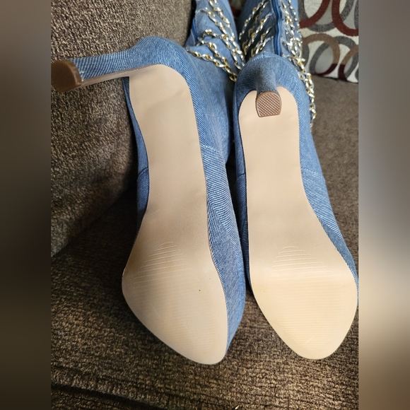 Wowzers! Sexy Boots! NWOT - Picture 4 of 6